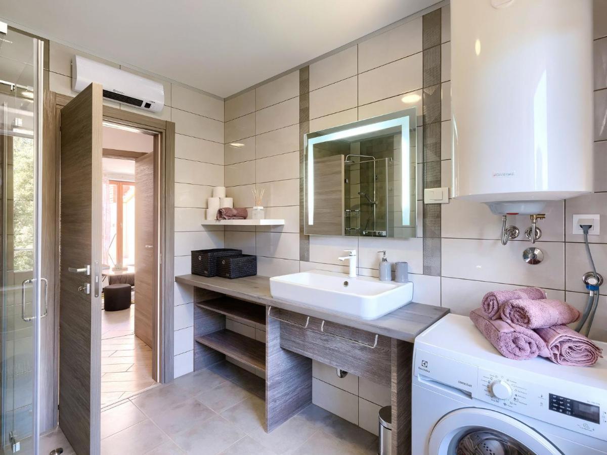 Apartment Joy By Interhome Pula Bagian luar foto